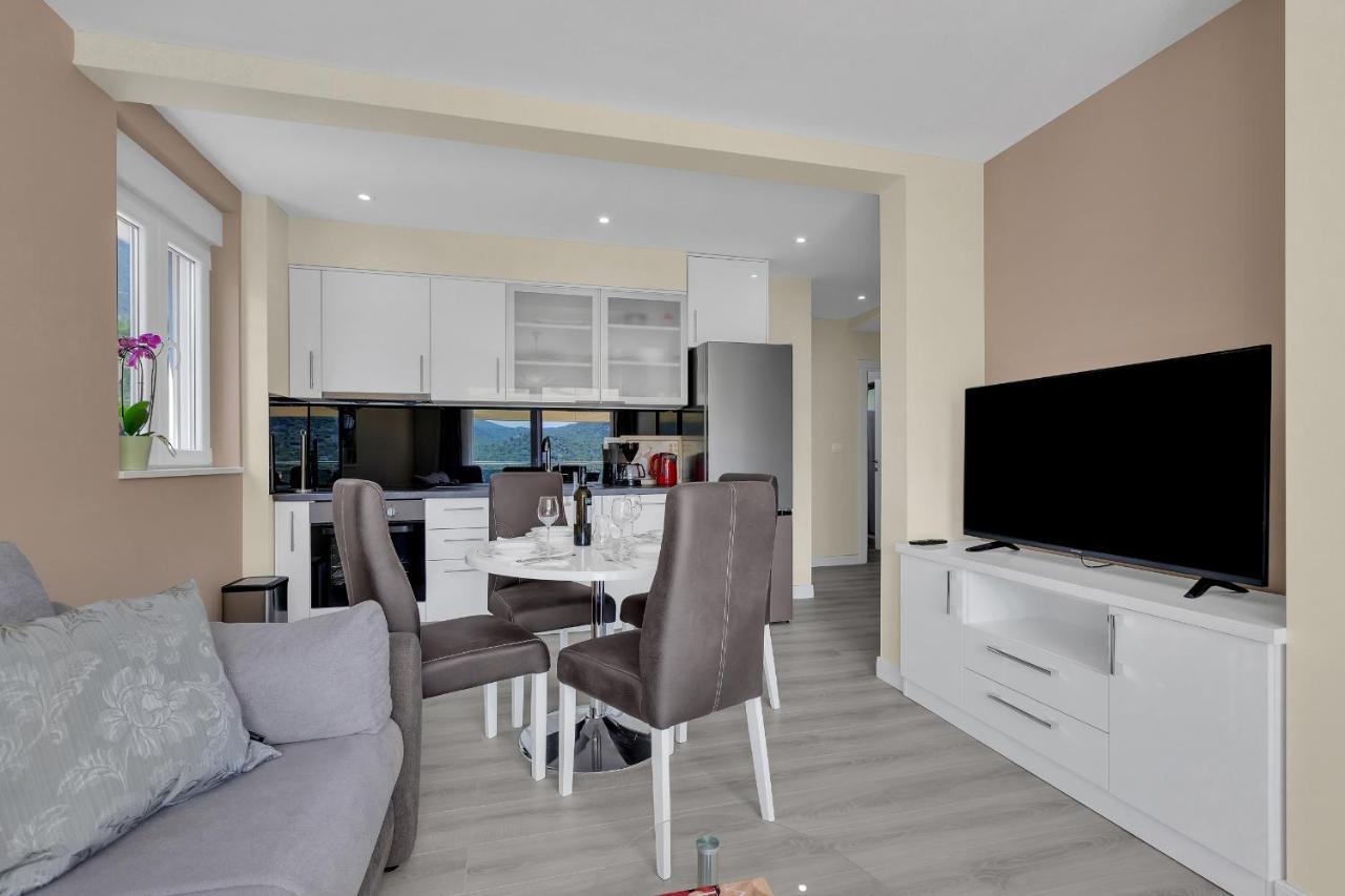 Apartments White House Rastovac Zagvozd Екстер'єр фото